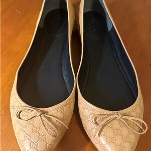 Gucci Women’s Micro Guccissima Super Soft Camelia Flat Nude NIB ORIG retail $495